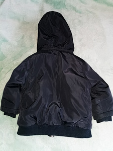 Зимняя куртка (2 фото из 3)