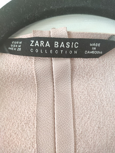 Куртка Zara (3 фото из 3)