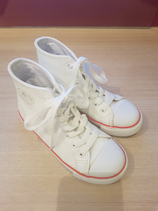 Кеды как новые 28/29 (2 фото из 3)