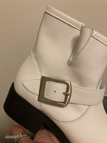 Новые кожаные белые ботинки р.38 ( Италия ) (фото #3)