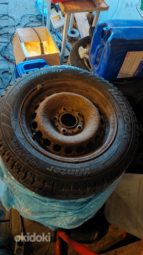 Hankook winter i*pike 195/65/15 DOT2109 4-6mm