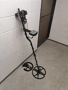 Minelab 705 металлоискатель (3 фото из 3)