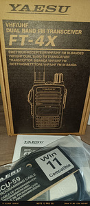 Yaesu FT-4X