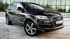 Audi Q7 Facelift 3.0 180kW (3 foto / 14)