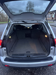 Opel Vectra 1.9 110kw 6-manu (10 foto / 10)