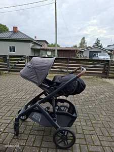 Komplekt 2 kärust ja turvatoolist (8 foto / 8)