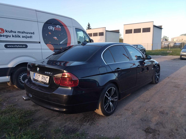 Müüa BMW e90