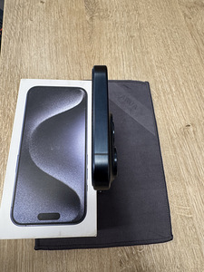 iPhone 15 Pro 256GB (7 фото из 9)