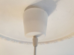 SUURE IKEA TEKSTIILIST VARJUGA MAGAMISTOA LAELAMP Ø45cm (5 foto / 6)
