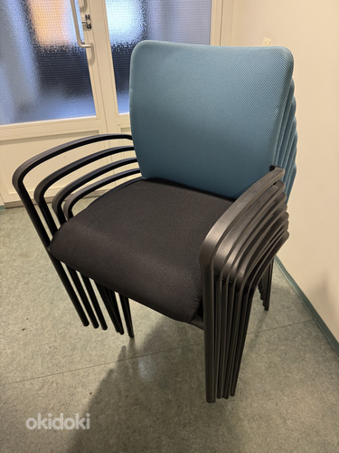 Стулья офисные (комплект 8 шт) Set of office chairs (8 pcs)