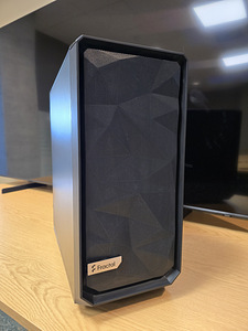 Sweclockers Vinterdator RX 6600 Ryzen 5 5600G 32GB DDR4 RAM (1 foto / 6)