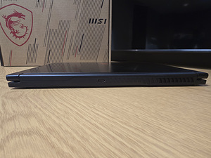 MSI GF63 Thin 15,6" – Intel Core i7 + RTX 3050 (8 foto / 9)