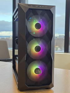 Gaming PC RX 6700 XT, Ryzen 5 7600X, 16GB DDR5, 2TB SSD (1 foto / 6)