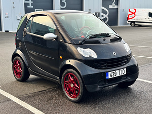 SMART FORTWO COUPE 0.7 TURBO 01.2027 - Swatch Mercedes Art (2 foto / 11)