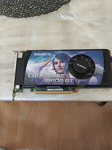 Müüa videokaart (2 foto / 2)