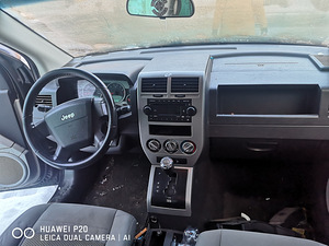 Jeep Compass 2006 varuosadeks (5 foto / 7)