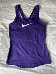 Спортивная футболка Nike M (1 фото из 5)