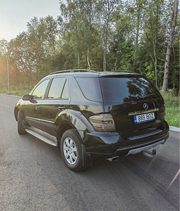 Mercedes Benz ML320 Люкс (4 фото из 7)