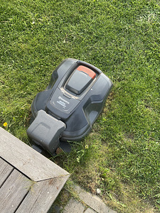 Robotniiduk Husqvarna Automower 315 (1 foto / 2)