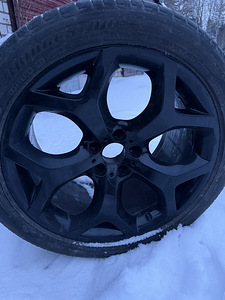BMW E70 veljed R20 rehvidega ( erilaiused ) (3 foto / 3)