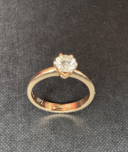 Sõrmus 585 looduslik teemant 0,42ct (1 foto / 4)