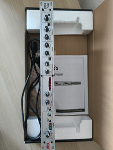 DBX286s предусилитель для микрофона (1 фото из 3)