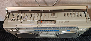 Boombox JVC RC-M70JW (2 foto / 7)