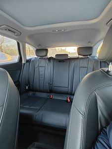 Audi A4 B9 Black Edition 2.0 d (12 foto / 14)