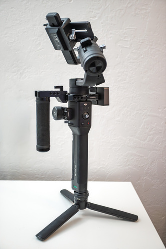 DJI RONIN S + FOCUS MOTOR + HANDLE + BATTERY MOUNTING