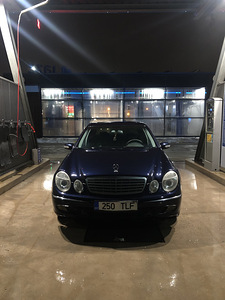 Mercedes-Benz E 320 CDI (2 foto / 10)