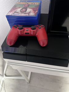 PlayStation 4 (2 фото из 2)