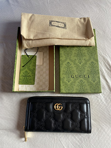 Оригинальный кожаный кошелек с длинной молнией Gucci (2 фото из 5)