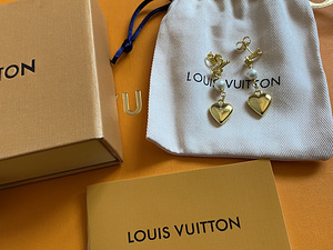 Позолоченные серьги Louis Vuitton (3 фото из 4)
