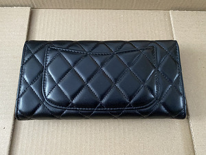 Chanel originaal long nahast rahakott (4 foto / 6)