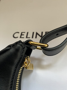 Celine originaal Medium Ava Triomphe Bag Must (9 foto / 9)