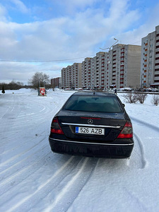Mercedes W211 E220CDI Elegance рестайлинг (4 фото из 6)