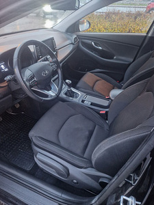Hyundai i30 (9 foto / 15)
