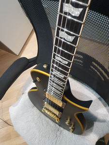 Kasutatud ESP LTD EC-1000VB/Duncan elektrikitarr (6 foto / 10)