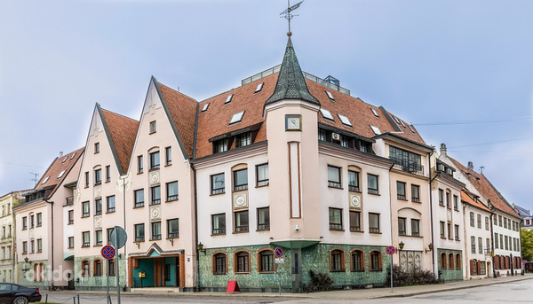 Mногофункциональное здание в центре Старой Риги