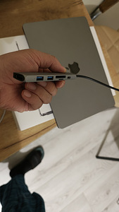 Продам MacBook Air 13 2024 (3 фото из 4)