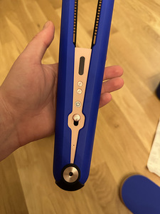 Dyson Corrale (1 foto / 10)