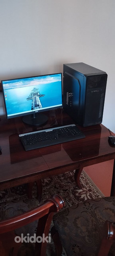 Խաղային համակարգիչ բոլոր աքսեսուարներով