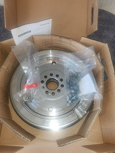 Müüa uus DSG-DQ250 sidurikomplekt hoorattaga (3 foto / 10)
