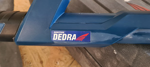 Müüa lihvmasin, DEDRA DED6677 LED (2 foto / 3)