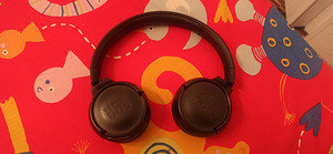 Müün juhtmevabad kõrvaklapid JBL 510BT (1 foto / 3)