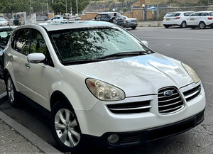 Subaru Tribeca (3 фото из 6)