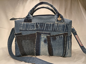 Denim handbag in the “Boro” style. 16 × 25 × 10 cm (1 foto / 10)