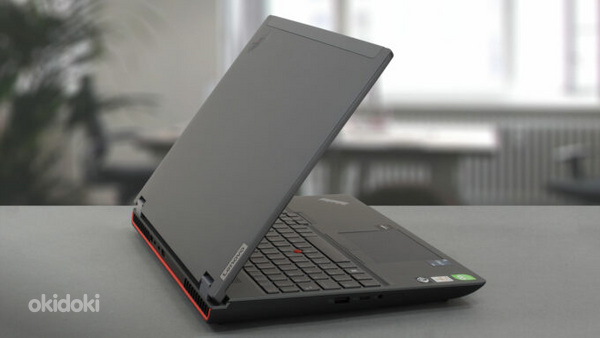 Lenovo Thinkpad P16 i7-12800HX'64GB DDR5''2TB ssd''RTX A1000 (3)