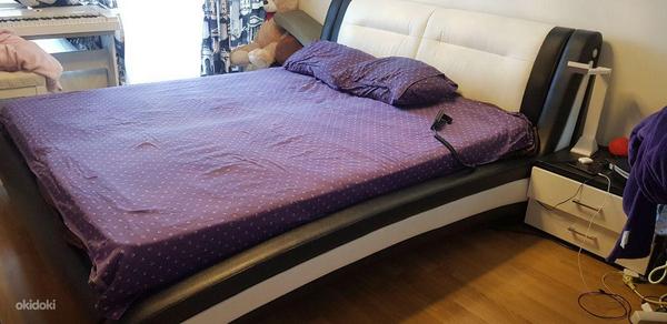 Регулирующая двух-местная кровать с 2 Dormeo матрасами (фото #1)