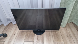 Samsung teler 32" (1 foto / 2)